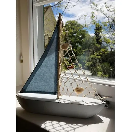 To The Lakeside Promenade * Uberlingen